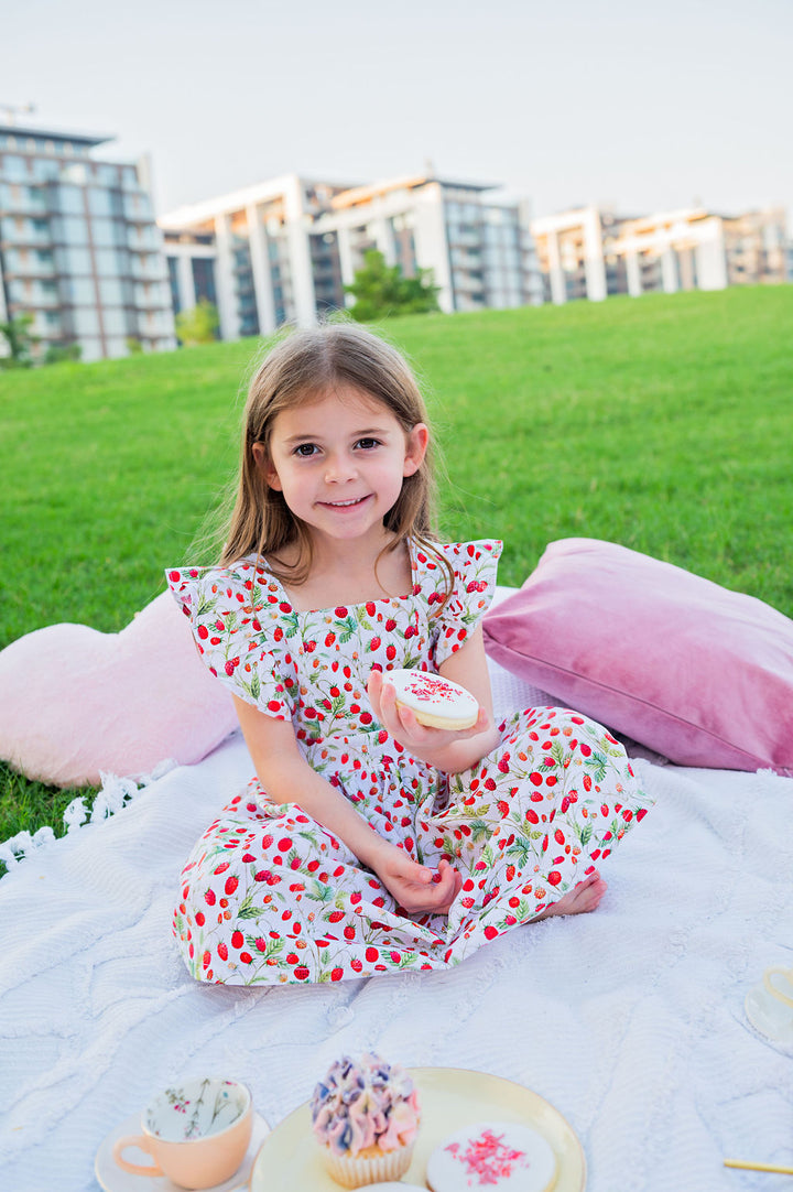 Crossover flutter strawberry dress